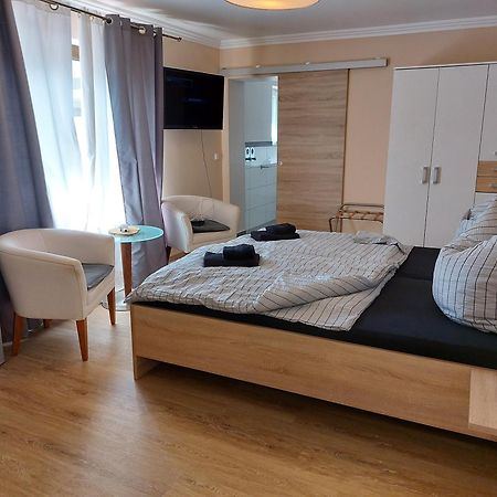 Haus Strandlust- Gemuetliches Studio Direkt Am Duemmer Lägenhet Lembruch Exteriör bild