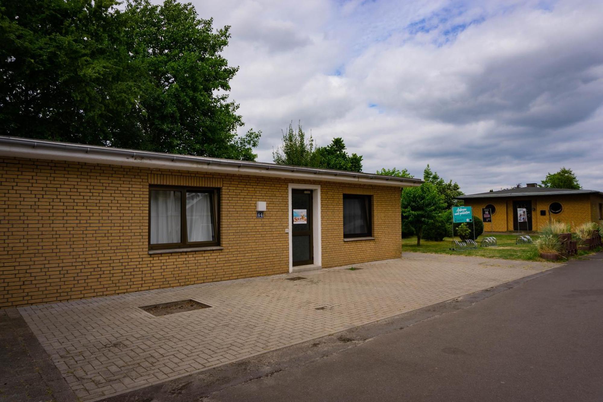 Haus Strandlust- Gemuetliches Studio Direkt Am Duemmer Lägenhet Lembruch Exteriör bild